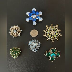 Chic Crystal Brooch Collection in Blue, Green, and Gold